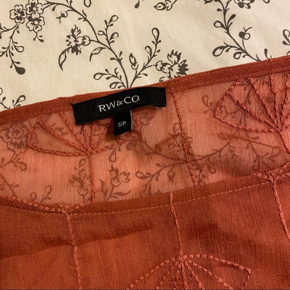 RW & CO Sheer Peach Top (size S) - Picture 3 of 4